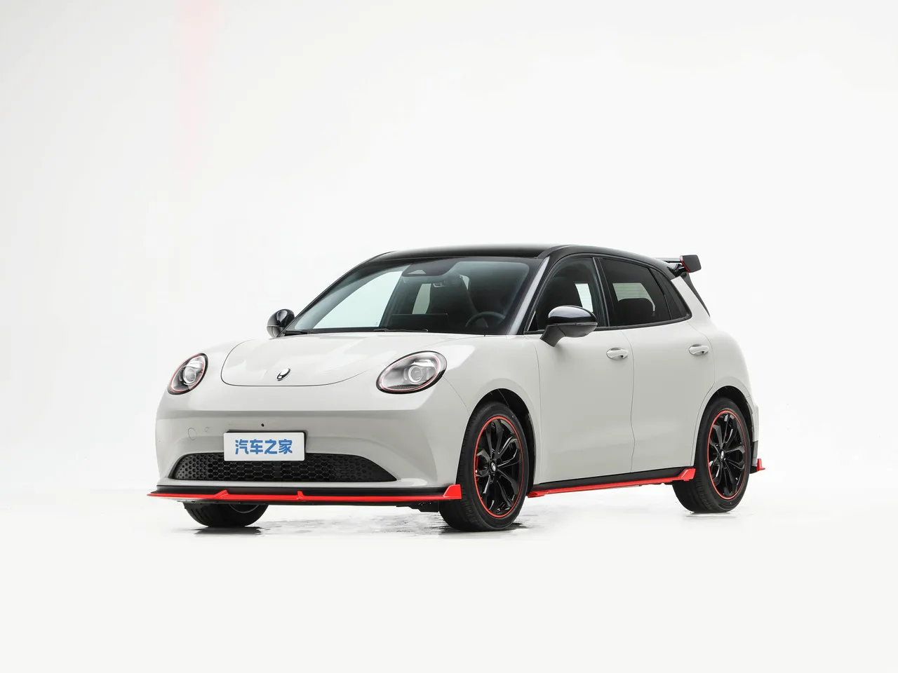 ORA 5GT EV, фото 1