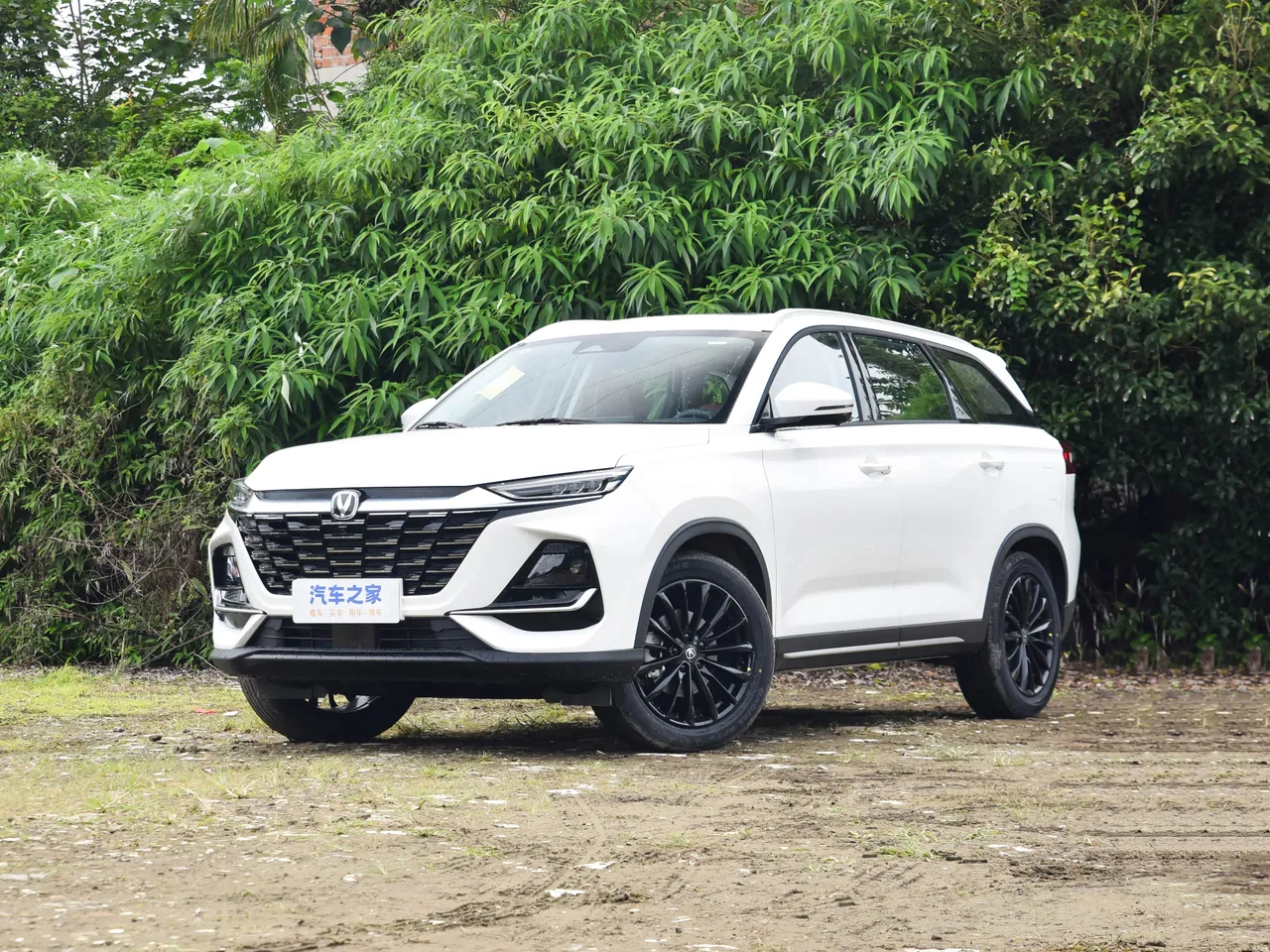 2026 PRO 1.5T DCT Джой 7-мест., фото 1